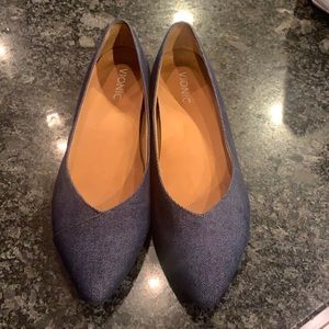 Vionic flats. Like new. Gorgeous denim color.